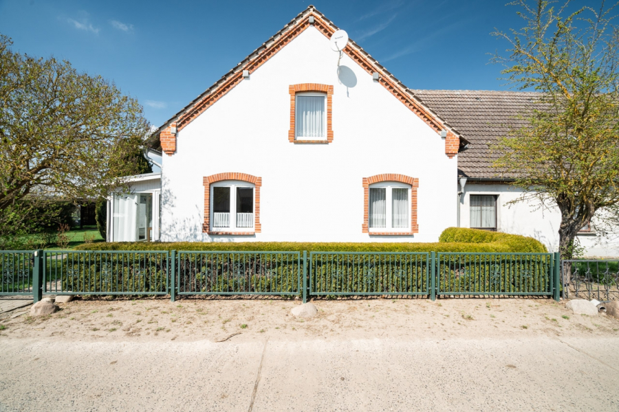Real Estate Title Image Background