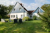 Bild - Licht, Raum und Design – Ihr modernes Zuhause auf großem Grundstück