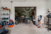 Garage - Licht, Raum und Design – Ihr modernes Zuhause auf großem Grundstück