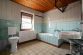Badezimmer - Solides Einfamilienhaus mit Potenzial und viel Platz zum Gestalten