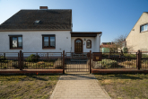 Bild - Solides Einfamilienhaus mit Potenzial und viel Platz zum Gestalten