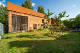 Bild - Historisches Bauernhaus mit großer Scheune