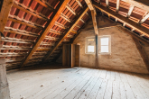 Bild - Ein Stadthaus mit Geschichte – ein Rohdiamant für Liebhaber historischer Architektur