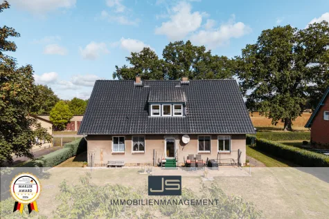 Ihr neues Zuhause mit Kamin, Südgarten und viel Potenzial, 17209 Bütow, Einfamilienhaus