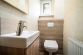 Historische Eleganz trifft auf modernen Komfort in Rechlin - Gäste-WC