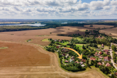 Bild - Wohnen mit Werkstatt und Gartenparadies
