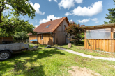Bild - Wohnen mit Werkstatt und Gartenparadies