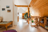 Dachgeschoss - Wohnen mit Werkstatt und Gartenparadies