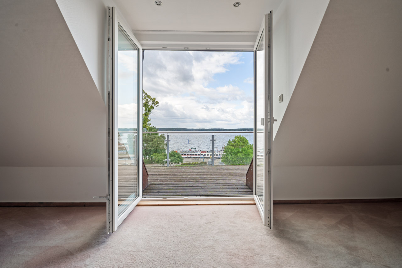 Zugang vom WZ zum Balkon