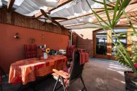 überdachter Terrassenbereich