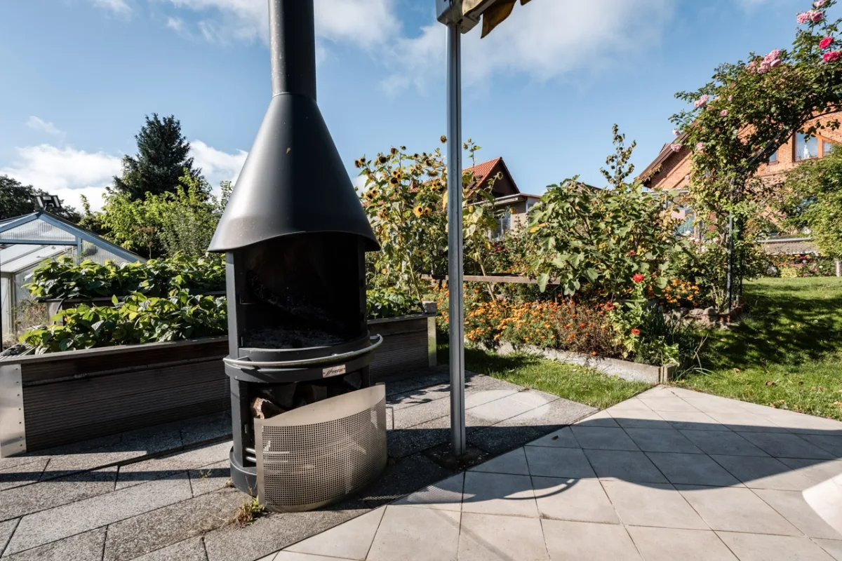 Terrasse mit Feuerstelle