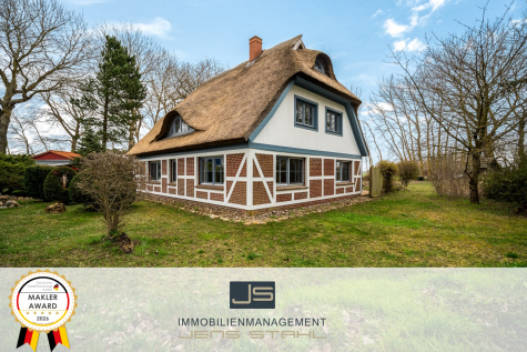 Vom Stadtlärm zur Boddenruhe – Reetdachhaus auf Ummanz mit Weitblick und Perspektive, 18569 Ummanz, Einfamilienhaus