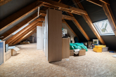Ausbaureserve DG - Charmant saniertes Bauernhaus mit großem Grundstück und vielseitigem Entwicklungspotenzial