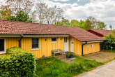 Bild - Wo Sommer nach Kaminofenduft und Seeluft schmeckt: Ferienhaus in Granzow