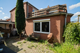 Ansicht Rückseite - Doppelhaushälfte mit Garten und Dachterrasse