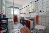 Eigentumswohnung mit Blick ins Grüne - Badezimmer