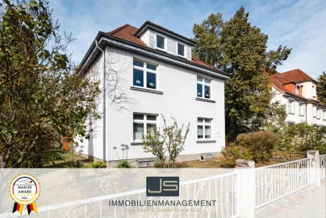 Historische Stadtvilla mit drei vermieteten Wohneinheiten, 17235 Neustrelitz, Mehrfamilienhaus