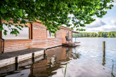 Bild - Ihr Rückzugsort am Wasser – Bootshaus mit integrierter Bootsbox