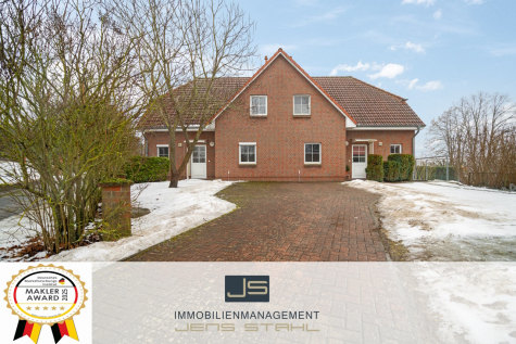 Doppelhaus mit Seeblick auf den Plätlinsee, 17255 Wustrow, Doppelhaushälfte