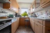 Küche - Doppelhaushälfte – Familienidylle mit Garten, Kamin und Garage