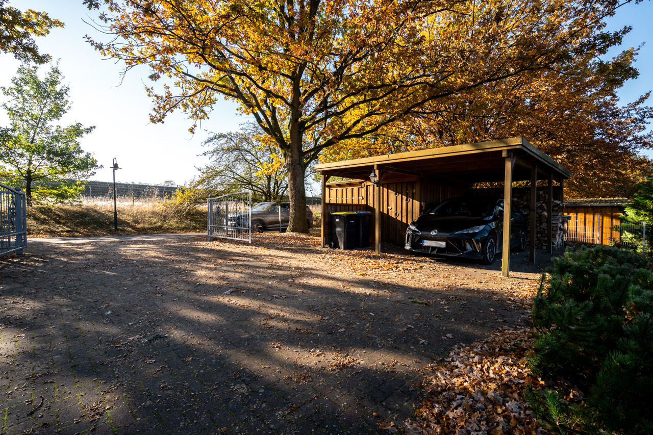 Carport mit Abstellraum