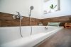 Stilvolles Wohnen mit freiem Blick in die Natur - Badezimmer